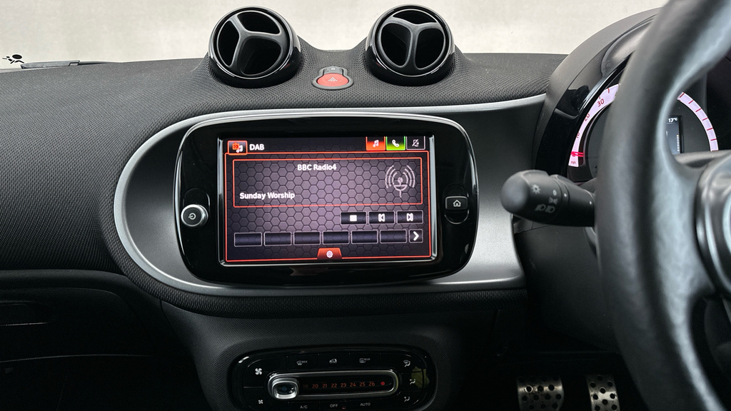 Smart Forfour 60Kw Eq Exclusive 17Kwh 22Kwch White #18