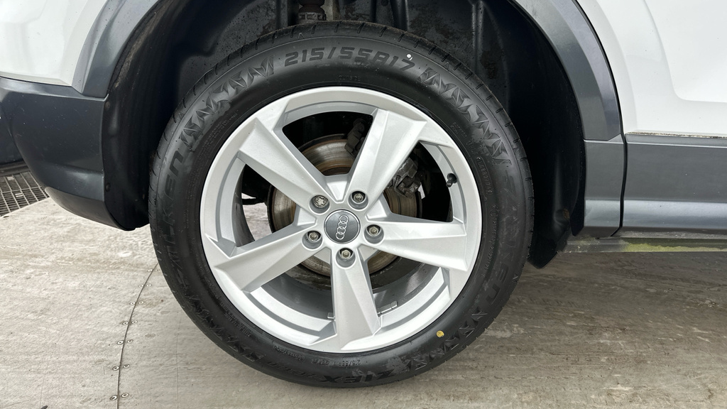 Audi Q2 Sport 30 Tfsi 116 Ps 6-Speed Black #28