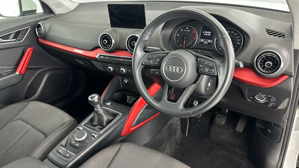 Audi Q2 Sport 30 Tfsi 116 Ps 6-Speed Black #9