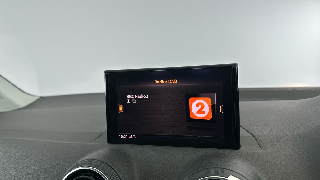 Audi Q2 Sport 30 Tfsi 116 Ps 6-Speed Black #18
