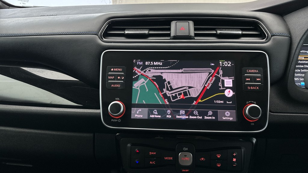 Nissan Leaf 160Kw E N-connecta 62Kwh Grey #19