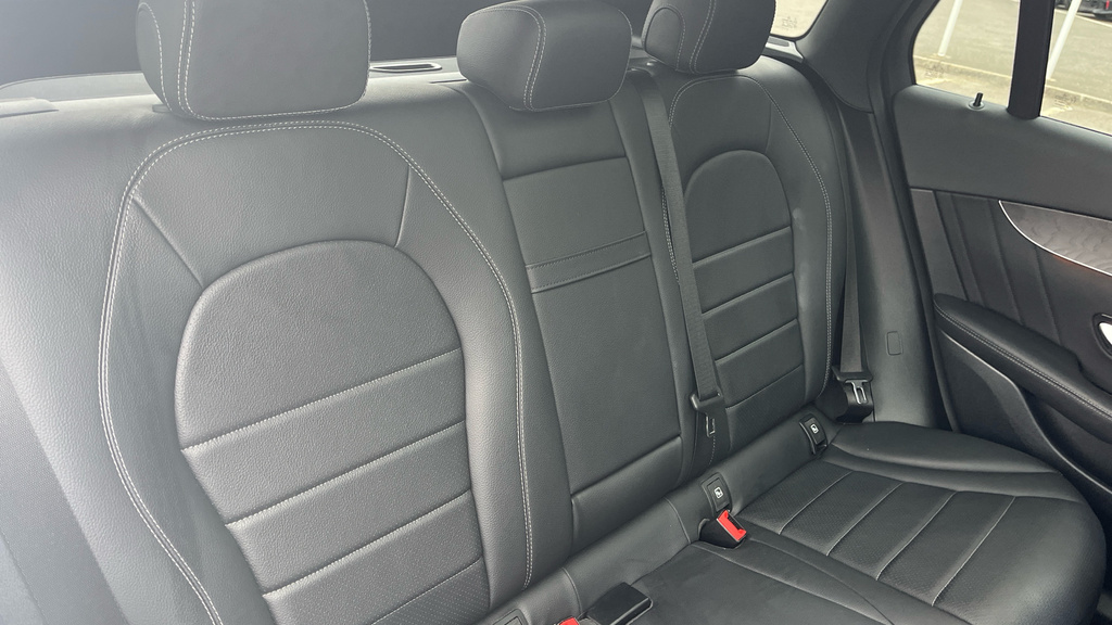 Mercedes-Benz GLC Class 2.1 Glc250d Amg Line Premium Plus G-tronic 4Mat Silver #18