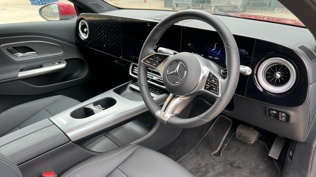Mercedes-Benz CLA Class 180 Amg Line Premium Tip Black #9