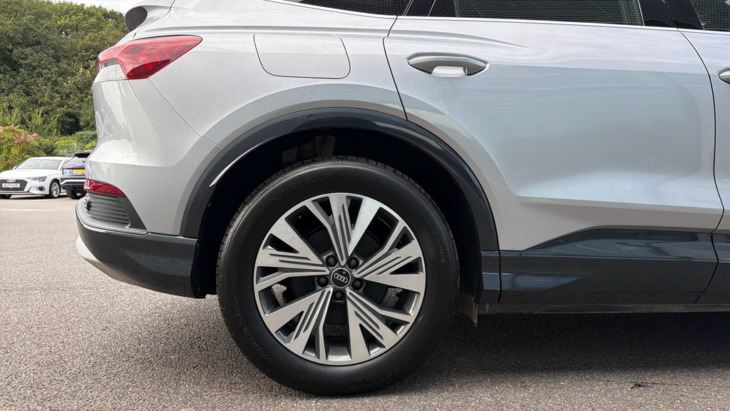 Audi Q4 E Tron 45 S Line Suv Quattro 82Kwh 286 Black #23