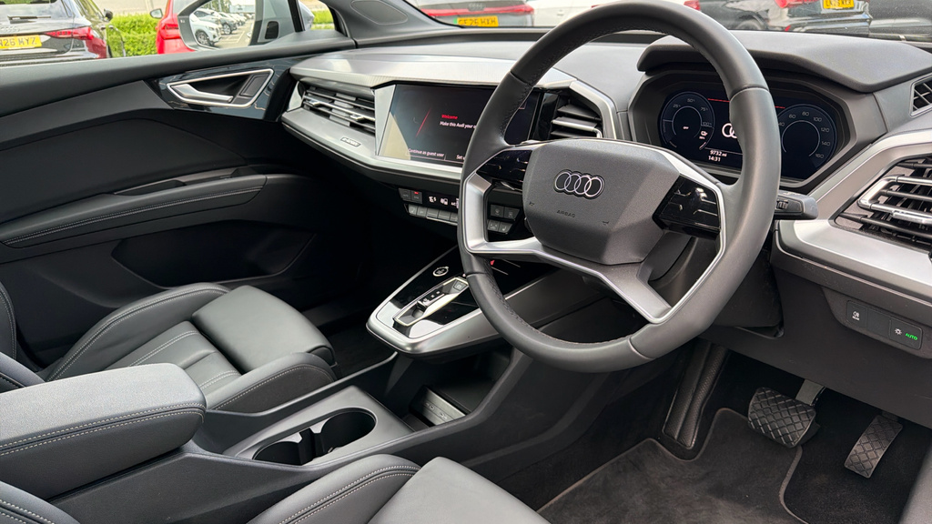 Audi Q4 E Tron 45 S Line Suv Quattro 82Kwh 286 Black #9
