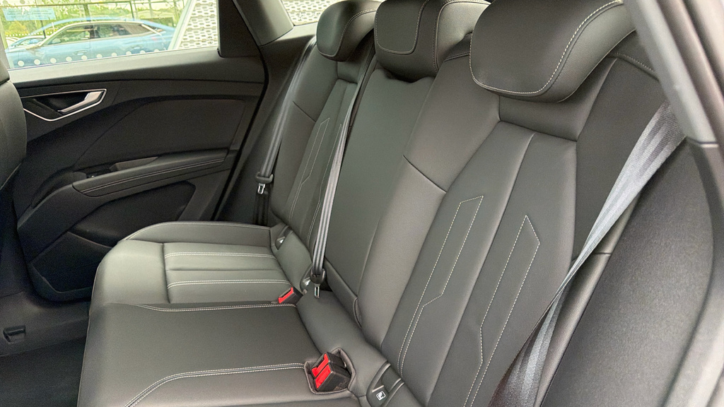 Audi Q4 E Tron 45 S Line Suv Quattro 82Kwh 286 Black #17