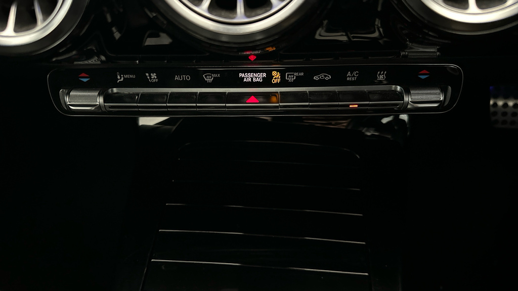 Mercedes-Benz CLA Class Cla 180 Coupe Rhd Grey #18