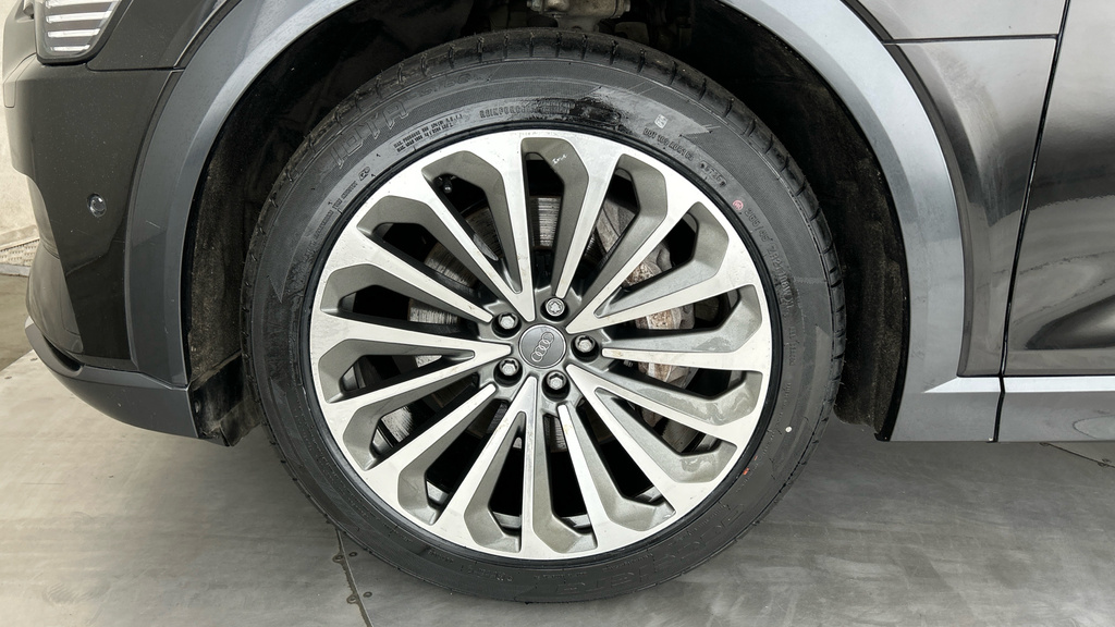 Audi E-tron 300Kw 55 Quattro 95Kwh S Line Grey #26