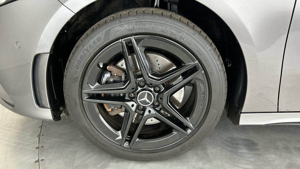 Mercedes-Benz A Class A 200 Amg Line Edition Premium Black #27