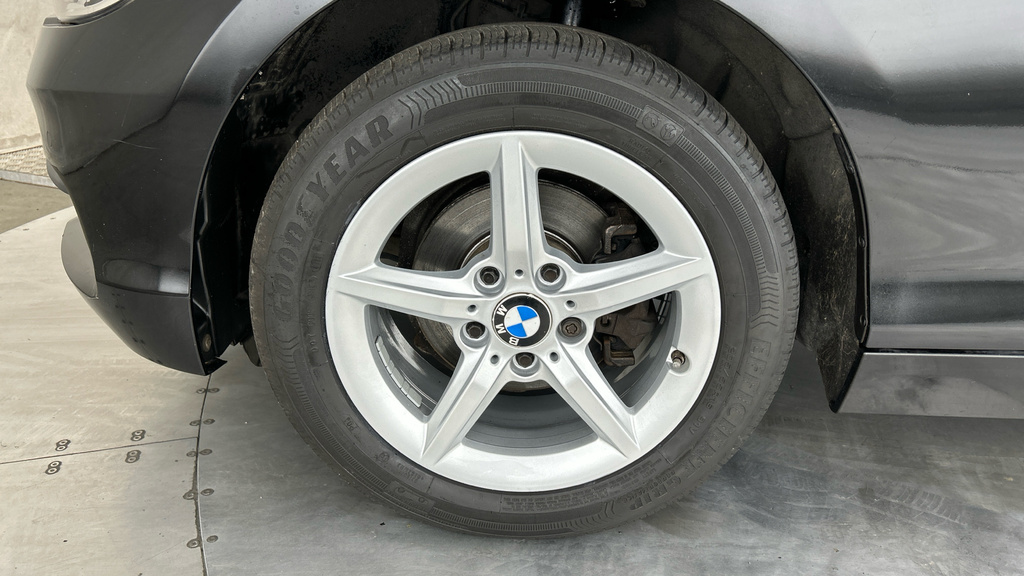 BMW 1 Series 118I Se  #22