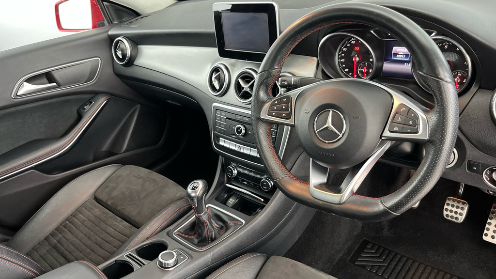 Mercedes-Benz CLA Class Cla180 Amg Line Edition Black #9