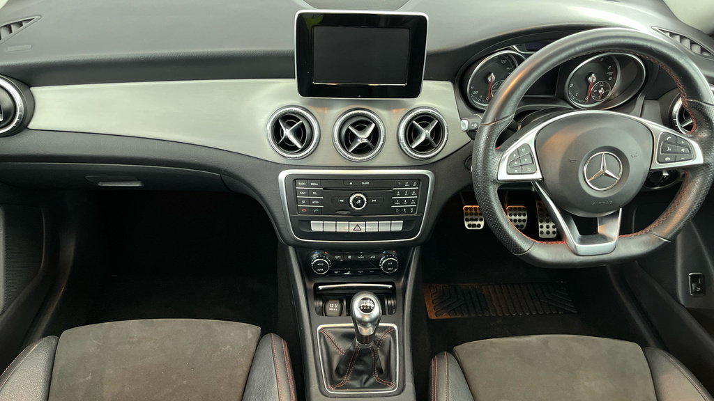 Mercedes-Benz CLA Class Cla180 Amg Line Edition Black #13