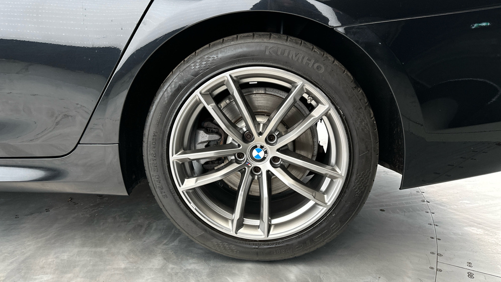 BMW 5 Series 520D M Sport Grey #23