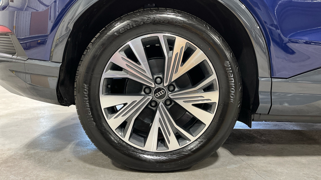 Audi Q4 E Tron Audi Q4 Sportback S Line 45 E-tron 210,00 Kw Blue #25