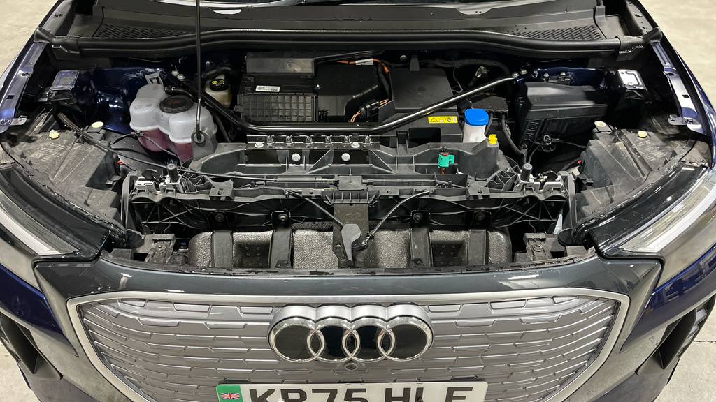 Audi Q4 E Tron Audi Q4 Sportback S Line 45 E-tron 210,00 Kw Blue #21