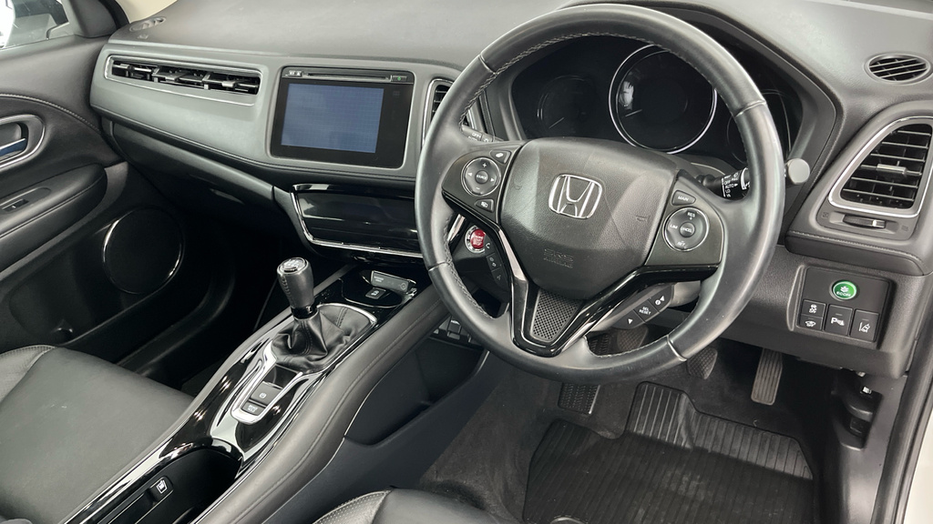 Honda Hr-V 1.5 I-vtec Ex 129 Bhp Red #9