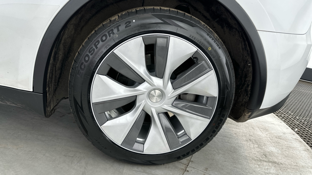 Tesla Model Y Long Range Suv Blue #22