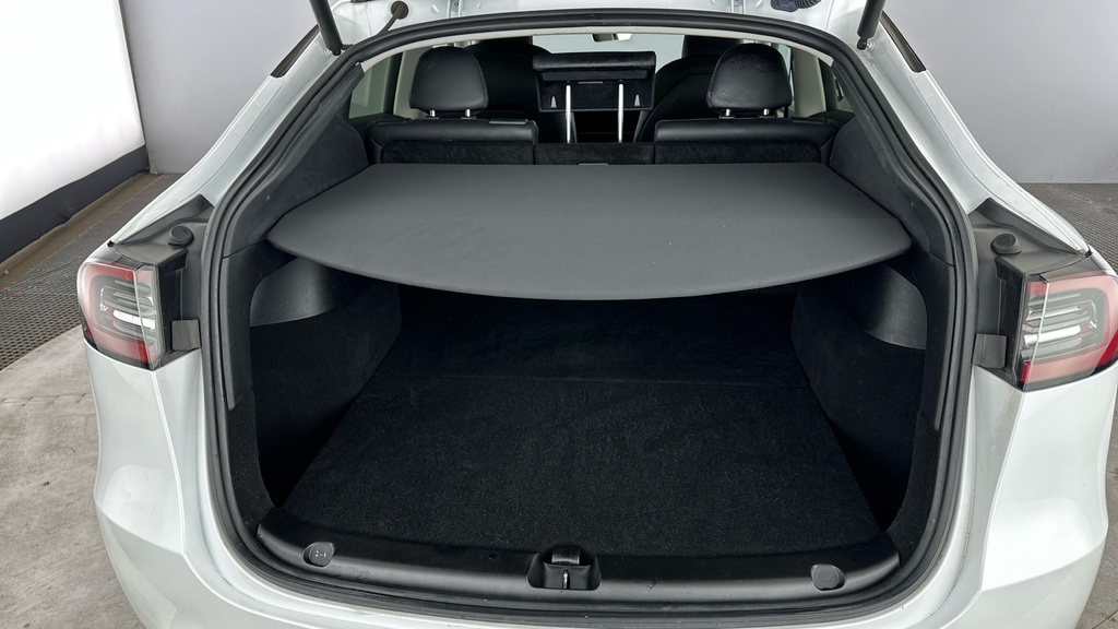 Tesla Model Y Long Range Suv Blue #19