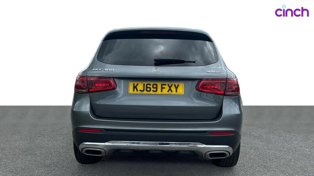 Mercedes-Benz GLC Class Glc 300 Amg Line 4Matic Black #4