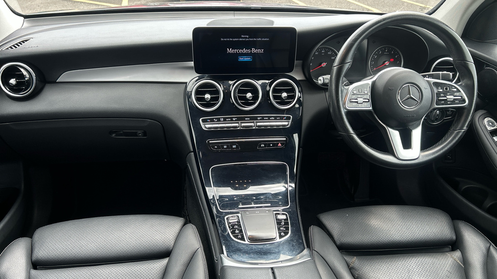 Mercedes-Benz GLC Class Glc 300 Amg Line 4Matic Black #11