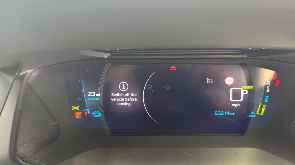 Peugeot e-2008 50Kwh Allure Premium White #13