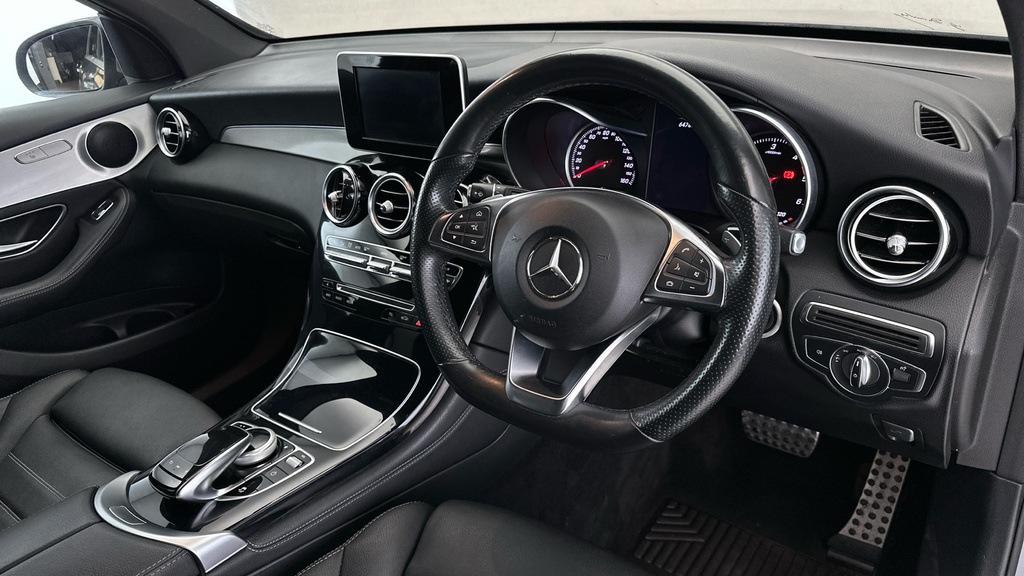 Mercedes-Benz GLC Class 2L Sport White #11