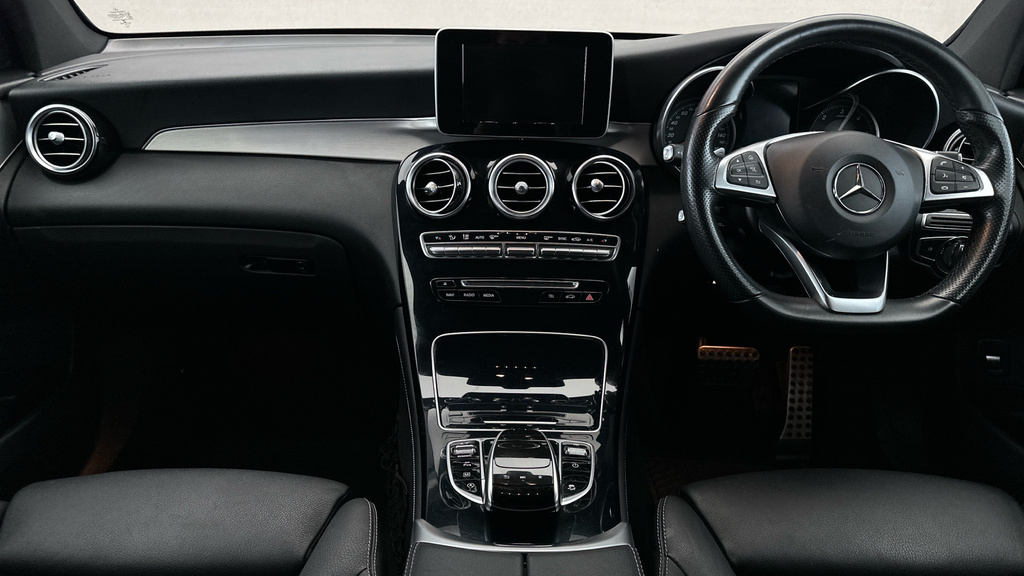 Mercedes-Benz GLC Class 2L Sport White #13