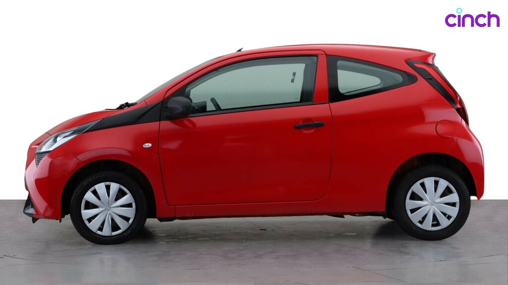 Toyota Aygo X X-trend White #6