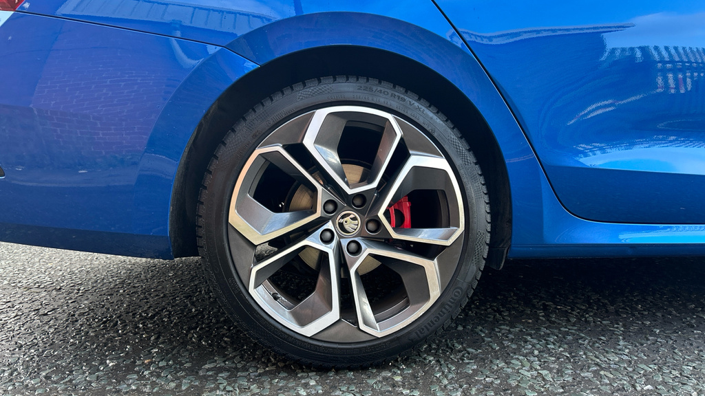 Skoda Octavia 2.0 Tdi 200 Vrs 4X4 Dsg Red #19