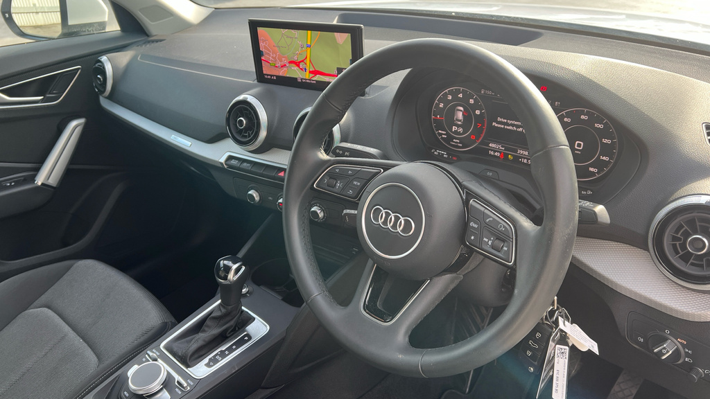 Audi Q2 Audi Estate 35 Tfsi Black Edition White #9