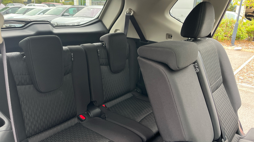 Nissan X-Trail Tekna Grey #30