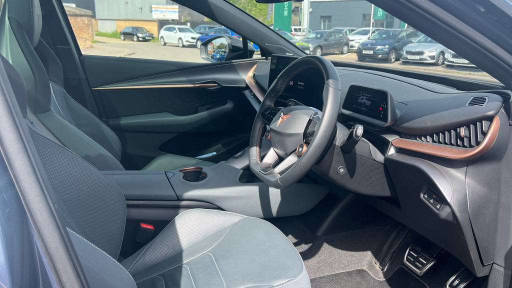 Cupra Tavascan 210Kw V1 77Kwh White #10