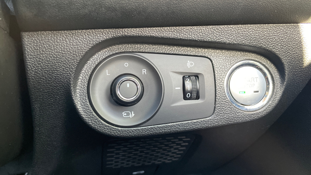 MG MG5 61.1Kwh Exclusive Long Range Estate A Silver #16