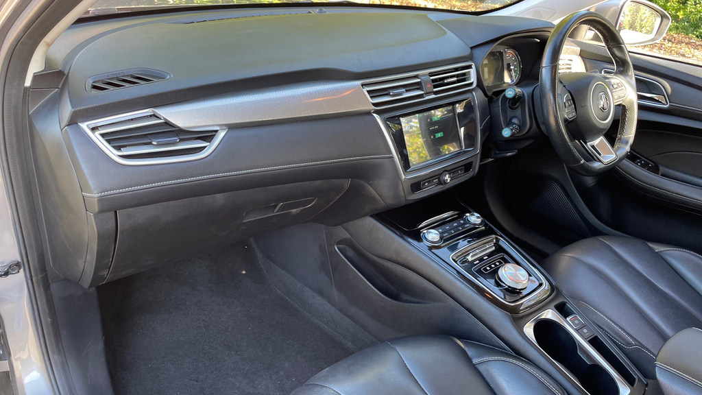 MG MG5 61.1Kwh Exclusive Long Range Estate A Silver #13