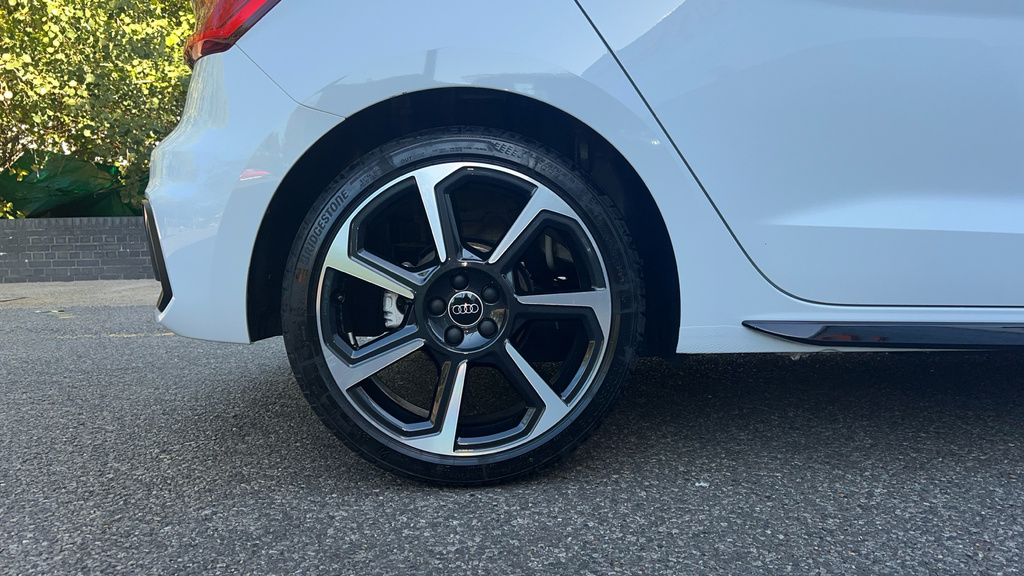 Audi A1 30 Tfsi Sport S Tronic Black #20