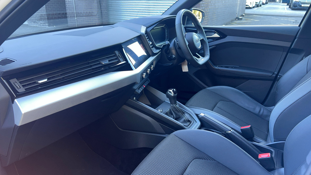Audi A1 30 Tfsi Sport S Tronic Black #10