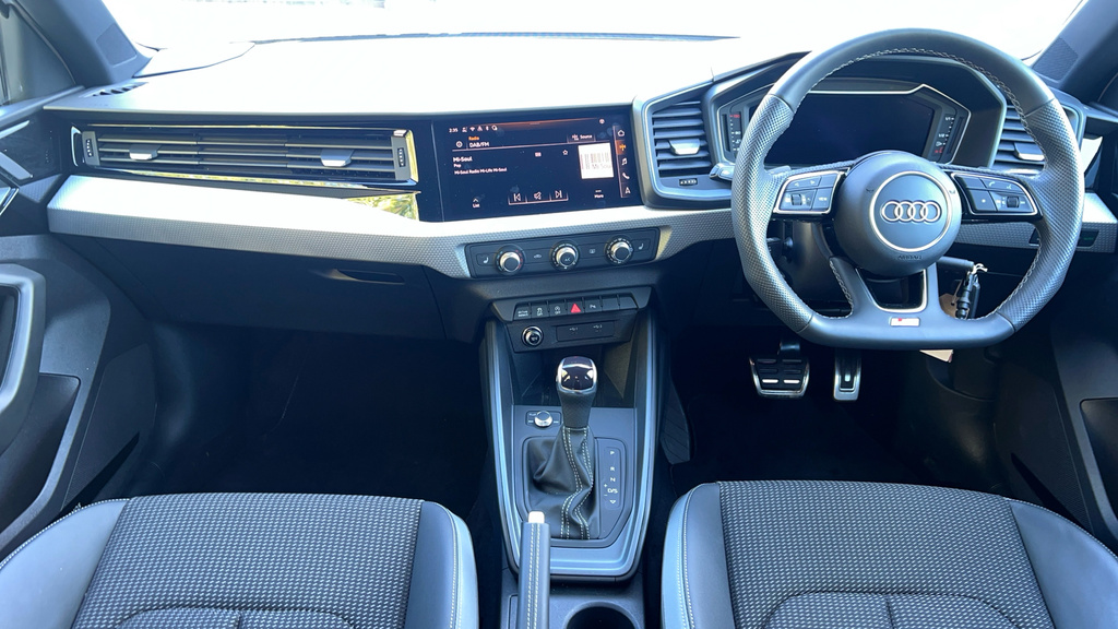 Audi A1 30 Tfsi Sport S Tronic Black #11