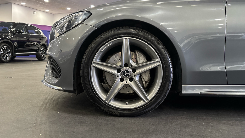Mercedes-Benz C Class 2018 2.0 C 200 Amg Line Premium Plus 181 B Black #17