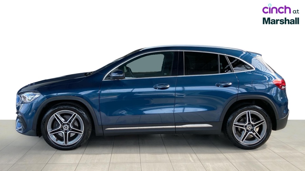 Mercedes-Benz GLA Class Gla 180 Amg Line Premium Black #6