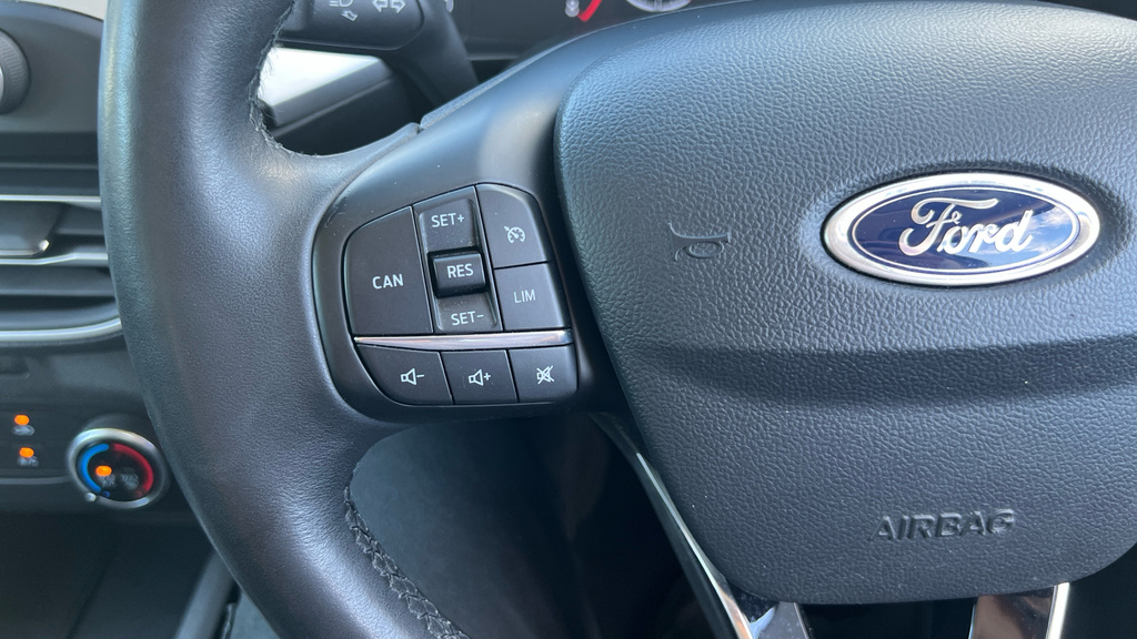 Ford Focus 1.0T Ecoboost Titanium Euro 6 Ss Black #24