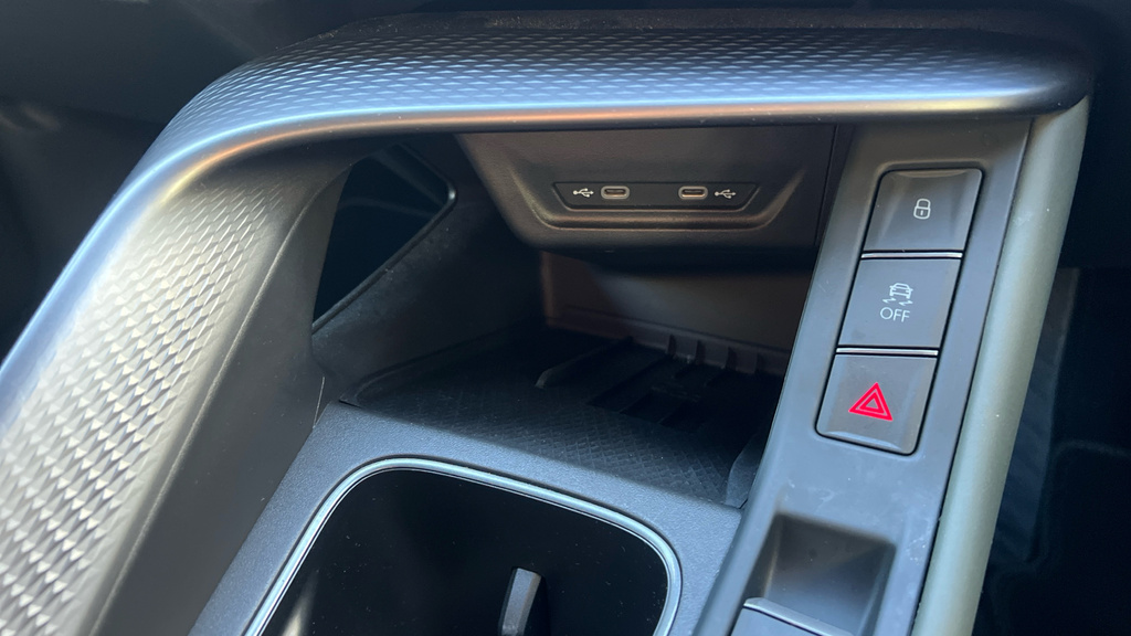 Cupra Terramar V2 1.5 Etsi 150 7-Speed Grey #29