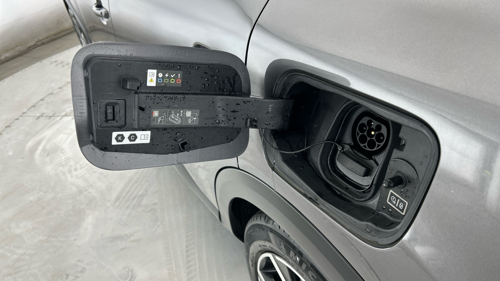 Citroen e-C4 100Kw Shine Plus 50Kwh 11Kwch Grey #9