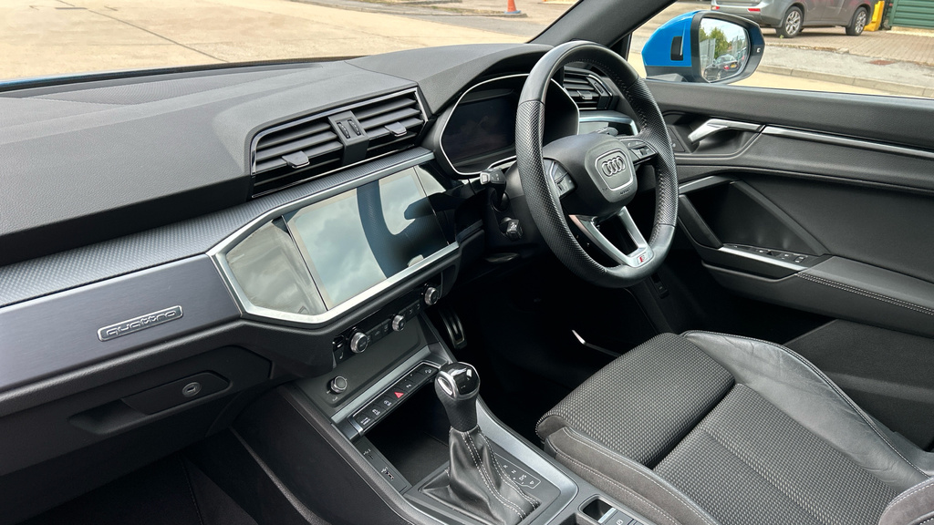 Audi Q3 35 Tfsi Edition 1 S Tronic Grey #10