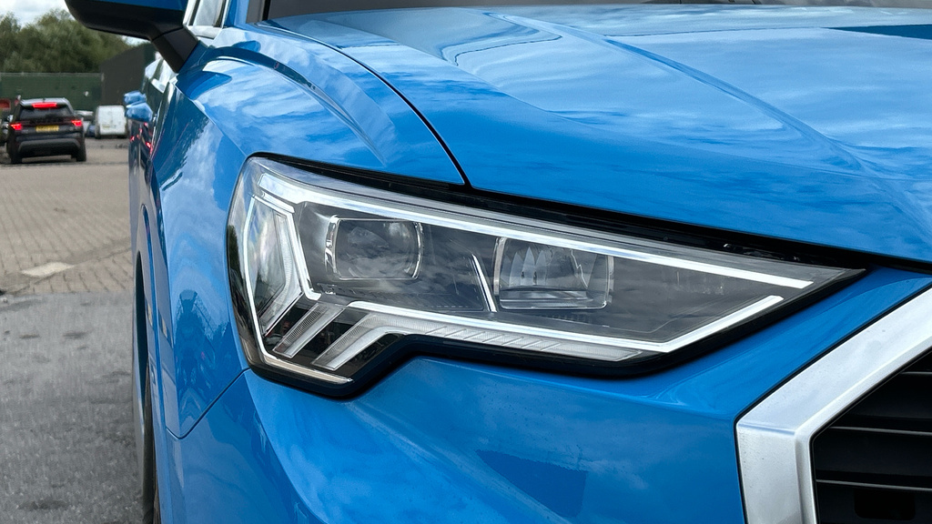 Audi Q3 35 Tfsi Edition 1 S Tronic Grey #40