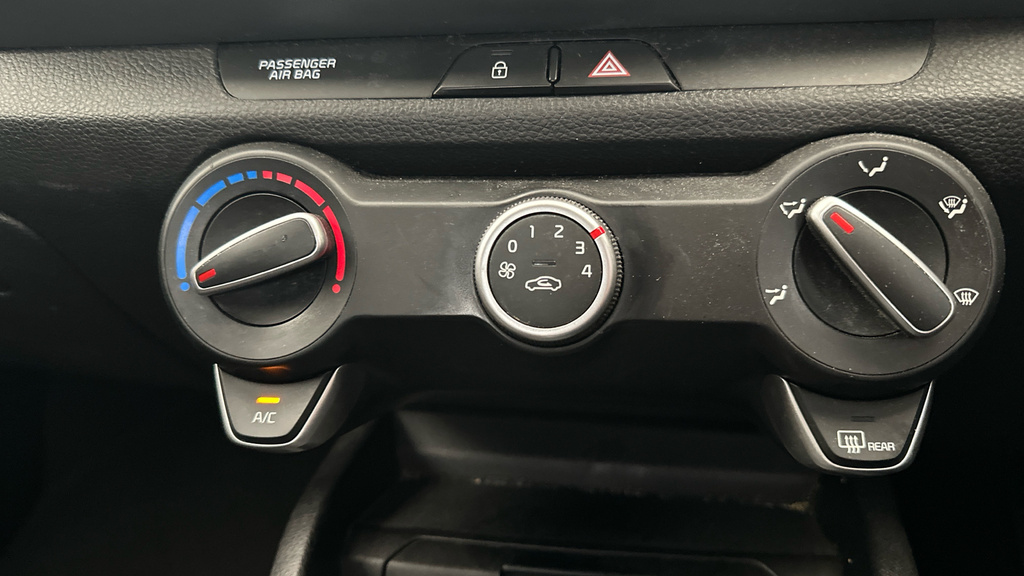 Kia Stonic 1.0 T Gdi 3 Suv Dct 118 Bhp Red #15
