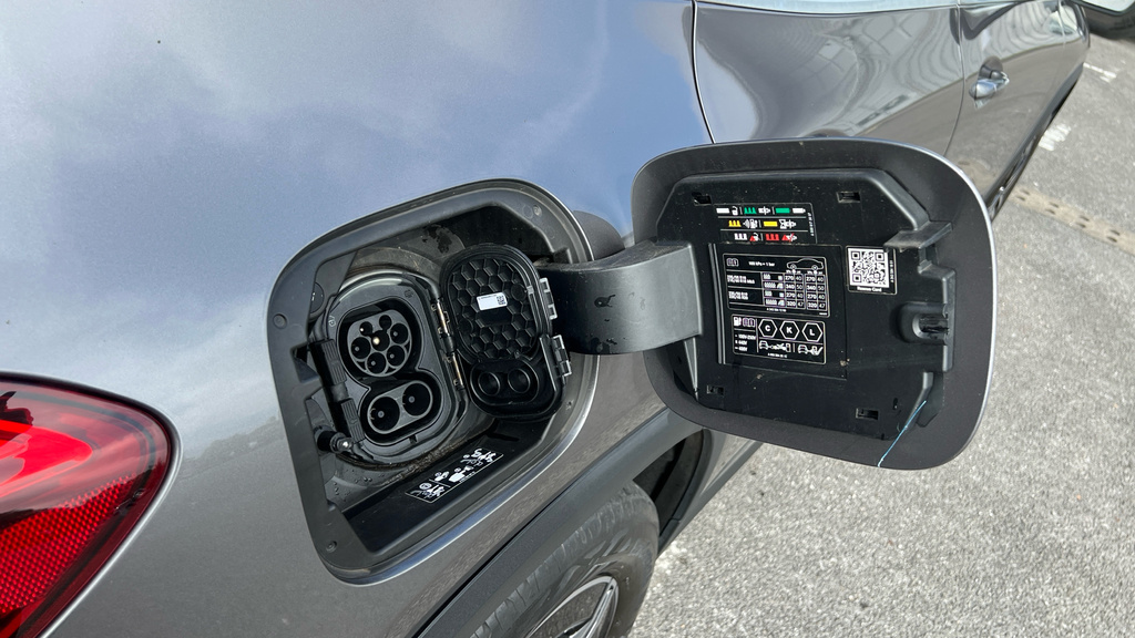 Mercedes-Benz EQA 250 66.5Kwh Amg Black #33