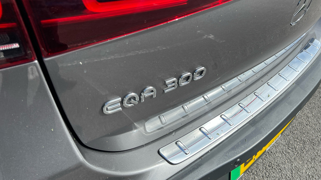 Mercedes-Benz EQA 250 66.5Kwh Amg Black #30
