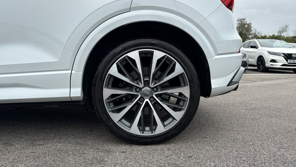 Audi SQ2 Tfsi Black Edition 2.0 Tfsi Black Edition Suv Grey #19