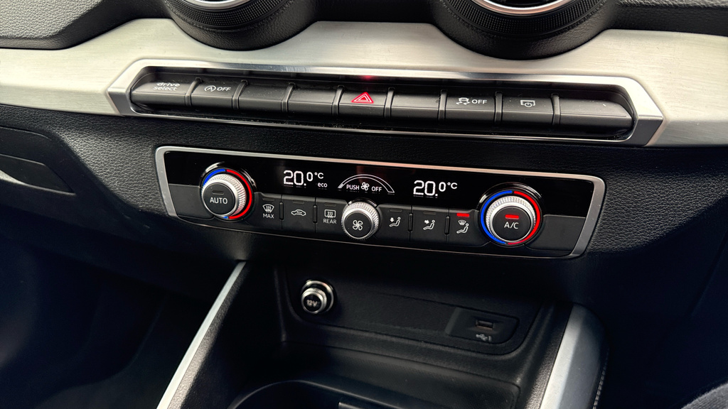 Audi SQ2 Tfsi Black Edition 2.0 Tfsi Black Edition Suv Grey #9