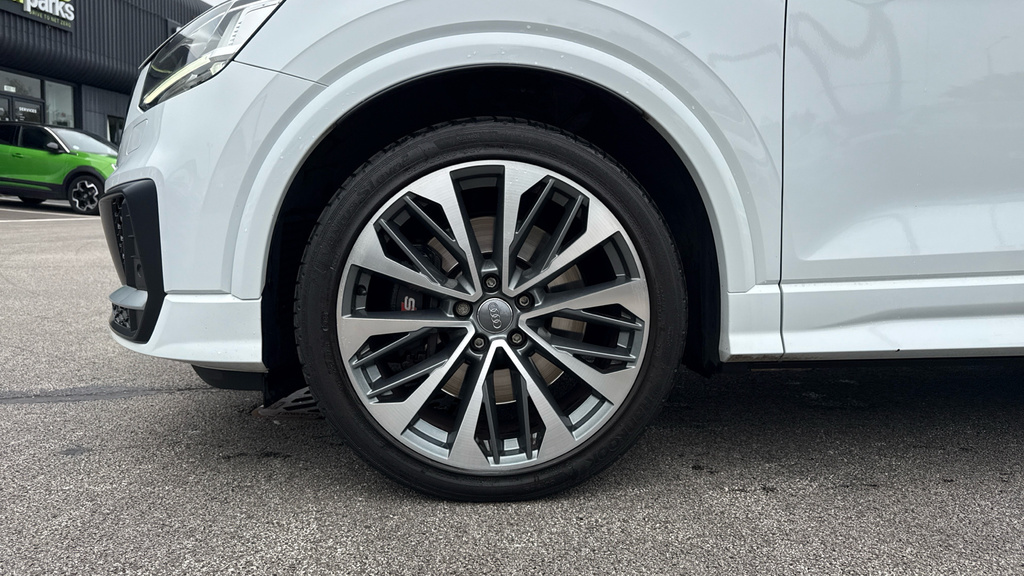 Audi SQ2 Tfsi Black Edition 2.0 Tfsi Black Edition Suv Grey #18
